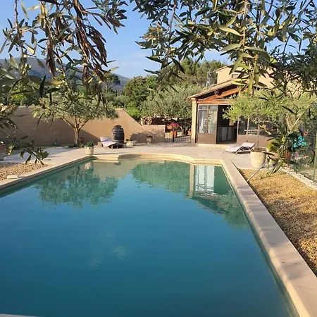 Villa L'Estagniol Lourmarin Exterior photo
